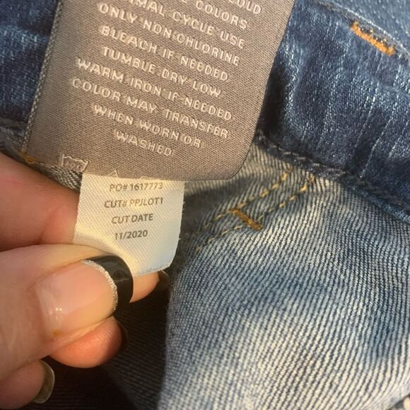 Torrid Cropped Boyfriend Jeans size 14 - Picture 6 of 10